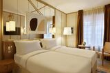  Le Belgrand Hotel Paris Champs Elysees, Tapestry Collection by Hilton 51 Rue Lauriston 