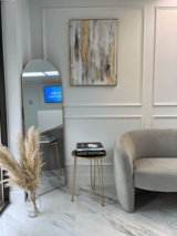 Mivaglo Aesthetics, McLean