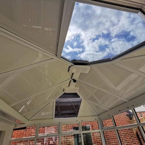 New Album of Rosy Roof Conservatories Unit 1, Paxton Hill House - Photo 1 of 2