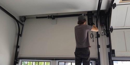  Profile Photos of Toronto Garage Door Repair 45 Carlton Street, PH04 - Photo 2 of 4