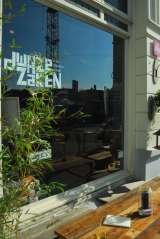 Dwaze zaken, Amsterdam