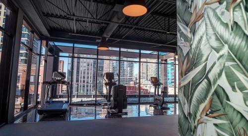  Profile Photos of The Ardus - River North 676 North LaSalle St - Photo 3 of 4