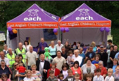 EACH had two Event Tents to raise funds Instant Event Tents of BUDGET MARQUEES 18 Cliff Hill, Gorleston - Photo 11 of 45