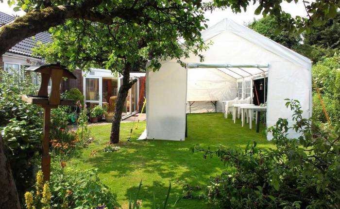  Local Hire service (Party-Tents) of BUDGET MARQUEES 18 Cliff Hill, Gorleston - Photo 20 of 35