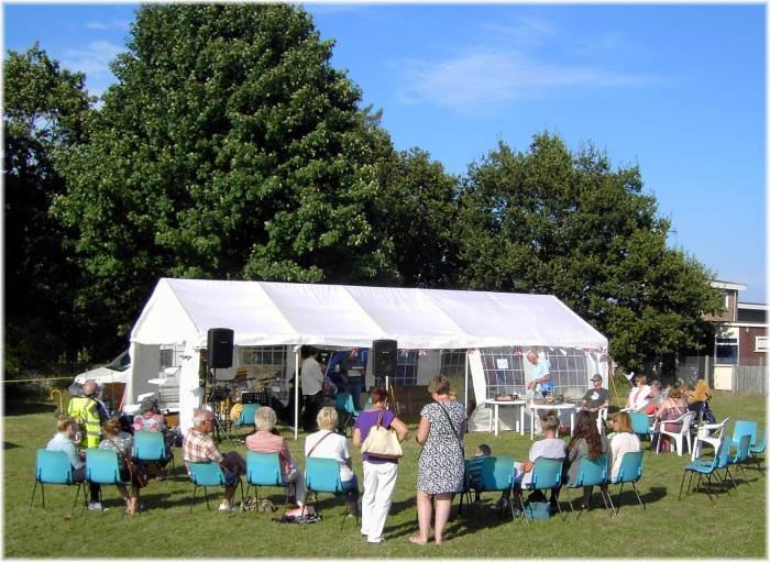 Music tent Local Hire service (Party-Tents) of BUDGET MARQUEES 18 Cliff Hill, Gorleston - Photo 25 of 35