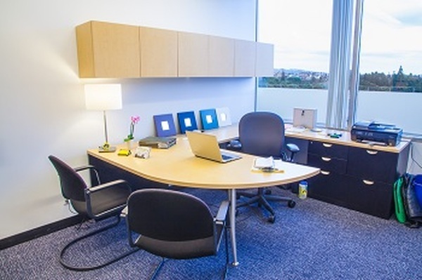  Pricelists of LiquidSpace Meeting Rooms 300 Lakeside Drive, #400 - Photo 2 of 3