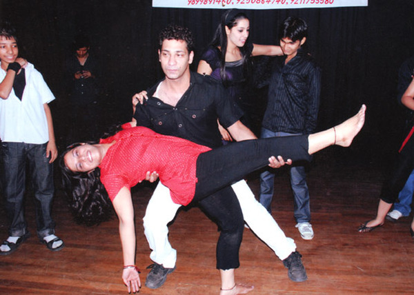  Profile Photos of Dance Academy in Paschim Vihar 140, Avtar Enclave, Near Paschim Vihar West Metro Station - Photo 2 of 6