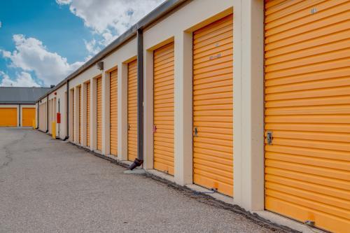  Profile Photos of Mini Mall Storage 1101 11th Street - Photo 2 of 4