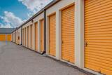 Mini Mall Storage, Nitro