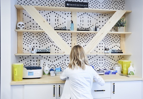  Profile Photos of Skin Logic Ottawa 11 Holland Avenue - Photo 3 of 3