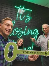  Gary Wales, Realtor 22243 S Ellsworth Rd 