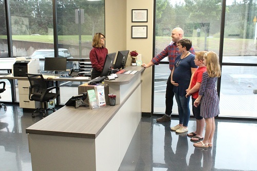  New Album of Chloe's Auto Repair and Tire 6422 Bells Ferry Road, #100 - Photo 1 of 2