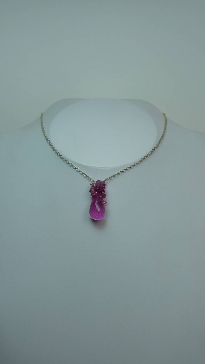Pink sapphires & quartz Profile Photos of Sarah Haynes QUINTEIRO 9, BORRAXEIROS - Photo 24 of 29