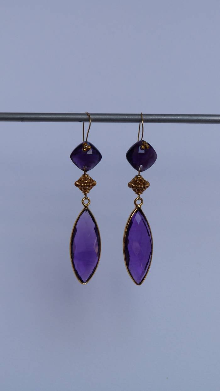 Violet amethyst Profile Photos of Sarah Haynes QUINTEIRO 9, BORRAXEIROS - Photo 14 of 29