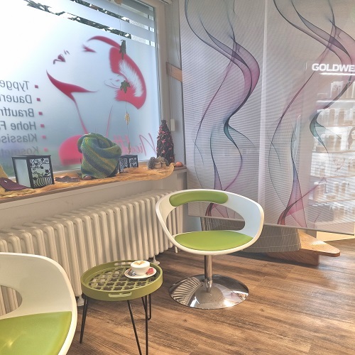  Business Photos of Nicoletta Frisuren 2 Sattmer-Siedlung - Photo 2 of 3