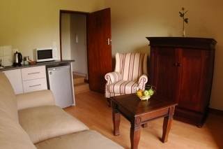  Profile Photos of Paradyskloof Guesthouse Kabouterbos Farm - Photo 5 of 9
