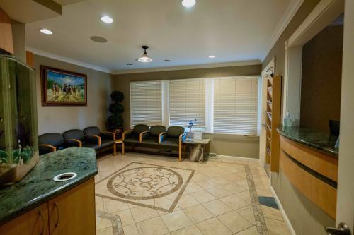  Profile Photos of Santa Clara Oral Surgery & Dental Implants 1200 Scott Blvd, Suite 1 - Photo 2 of 4
