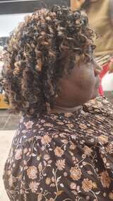  Kayisi African Hair Boutique shop 2/53 Gawain Road 