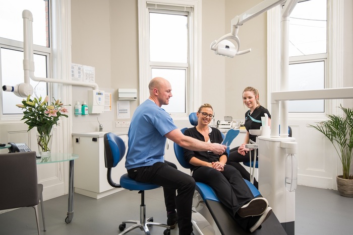  New Album of Creative Smiles 15-17 Upper Dunmurry Ln, Dunmurry - Photo 4 of 10
