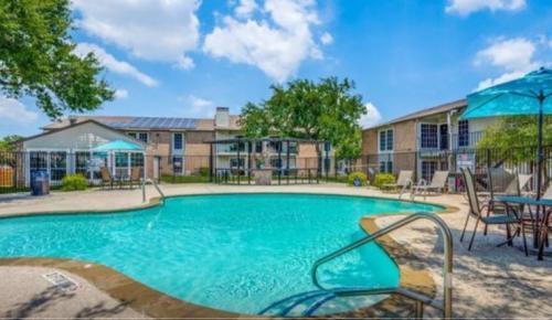  Profile Photos of The Creek on Calloway 3830 Booth Calloway Road - Photo 2 of 4