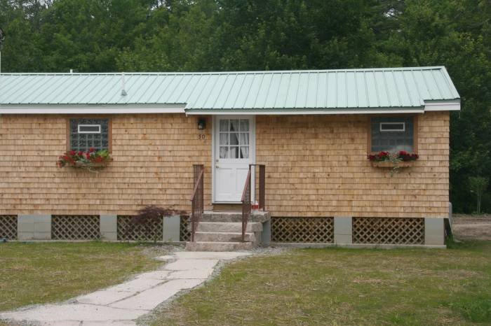  Profile Photos of Shorelands Condominiums 247 Western Ave - Photo 1 of 5
