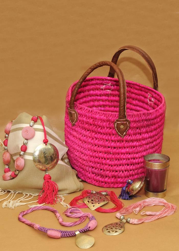  Profile Photos of Crafts of the World Online 15 High Street - Photo 1 of 9