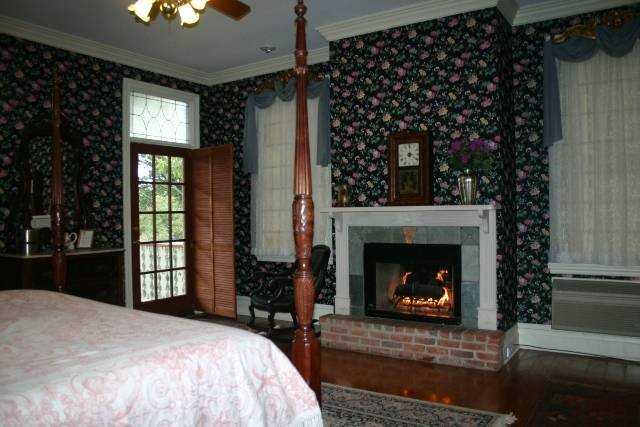 Galleries 3 Corners Mansion Inn of Corners Mansion Inn - A Bed and Breakfast 601 Klein Street - Photo 6 of 10