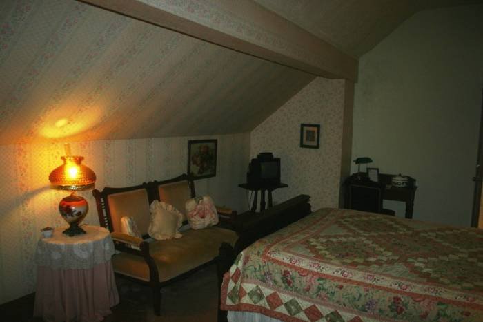 The Rose Room Corners Mansion Inn of Corners Mansion Inn - A Bed and Breakfast 601 Klein Street - Photo 9 of 10