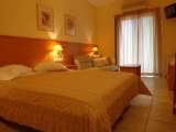 CORALI HOTEL, Kimi