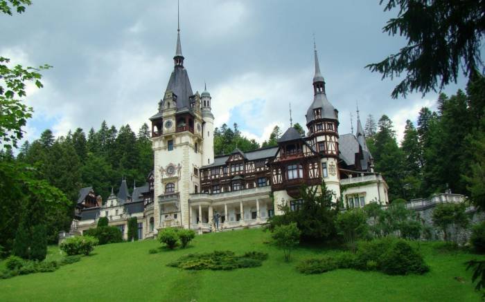  Visit Romania! of Caut Pensiuni Bozieni 7 - Photo 3 of 6
