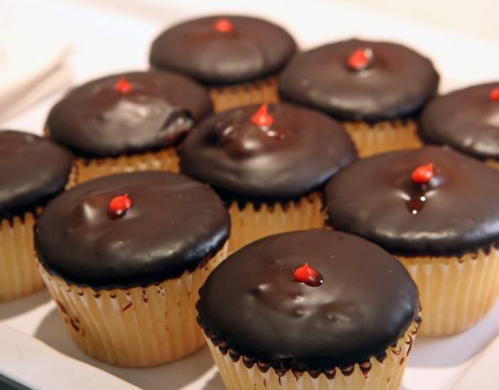 Boston Cream Pie cupcakes Foods of the Freedom Trail of Yummy Walks 71 Prince St.  Suite #15 - Photo 2 of 5