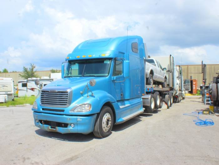  Profile Photos of JD International Truck & Equipment Sales, LLC 6712 Myrna Dr. - Photo 2 of 2