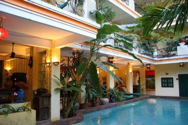  Profile Photos of Golden Banana B&B and Superior Hotel Phum Wat Damnak, Krom10. - Photo 2 of 8