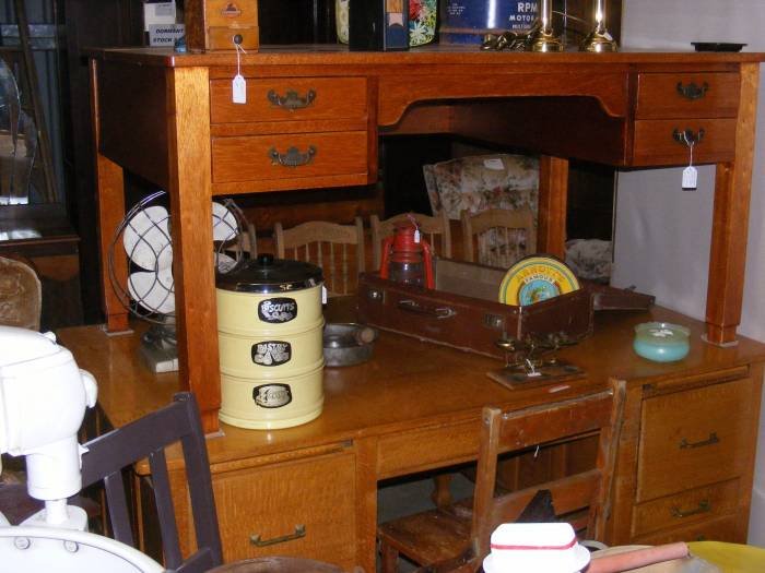  Profile Photos of searchers end secondhand shop shed 1-4 228 North Street - Photo 21 of 32