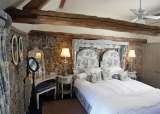  The Hoste Arms The Green 