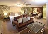  The Hoste Arms The Green 