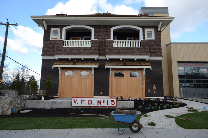  New Album of Extraordinary League Contracting 1295 Frances St - Photo 2 of 16