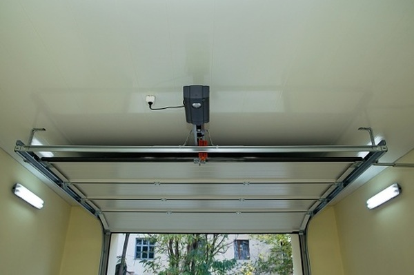  Profile Photos of Garage Door Repair Boston 31 Milk Street - Photo 8 of 10
