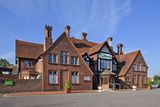  Holiday Inn London - Bexley Black Prince Interchange, Southwold Road 