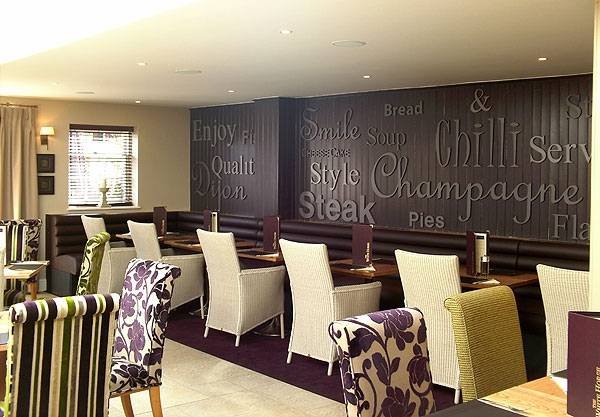  Profile Photos of The White Horse - Ramsden Heath Heath Road, Ramsden Heath - Photo 16 of 20