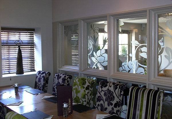  Profile Photos of The White Horse - Ramsden Heath Heath Road, Ramsden Heath - Photo 8 of 20