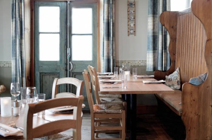  Profile Photos of The White Horse Inn - Brancaster The White Horse - Photo 17 of 20