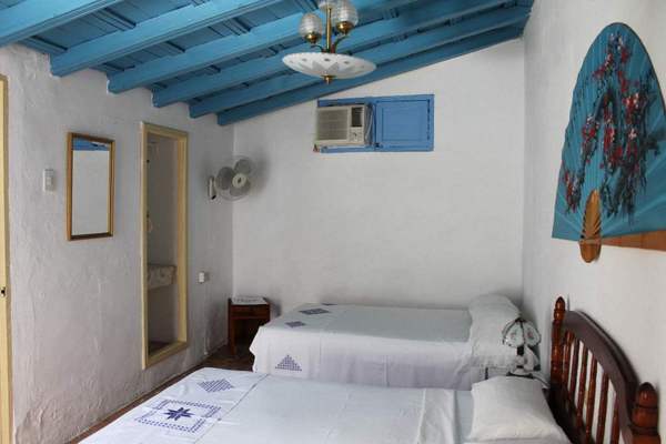  Profile Photos of Hostal Riselda Francisco J. Zerquera 261 e/c Carlos Echenagusia y Jose Marti. - Photo 1 of 10
