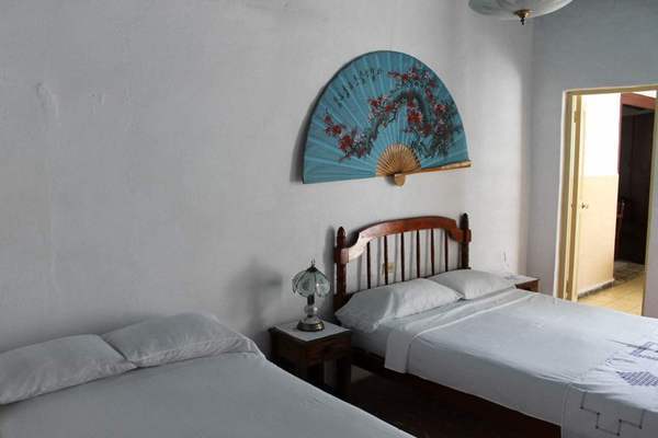  Profile Photos of Hostal Riselda Francisco J. Zerquera 261 e/c Carlos Echenagusia y Jose Marti. - Photo 7 of 10