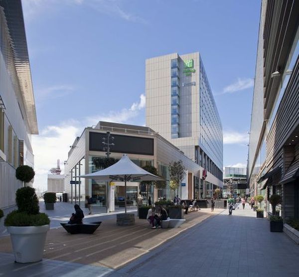  Profile Photos of Holiday Inn London - Stratford City 10a Chestnut Plaza, Westfield Stratford City - Photo 1 of 5