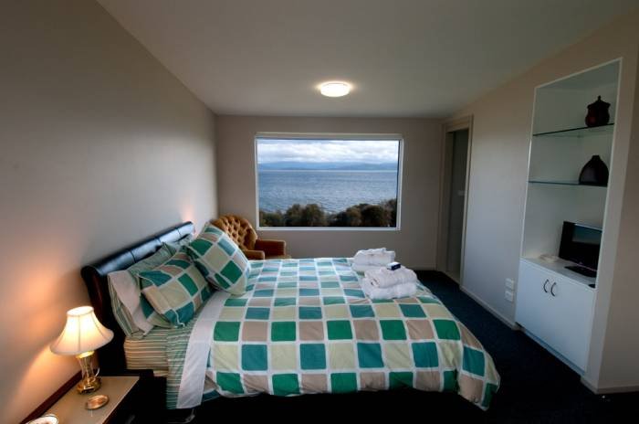  Profile Photos of Bruny Island Accommodation Services 209 Simpsons Bay Rd - Photo 4 of 25