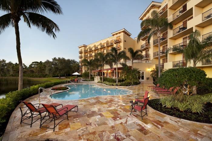  Profile Photos of Inn at Pelican Bay 800 Vanderbilt Beach Road - Photo 12 of 21
