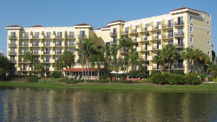                                 Profile Photos of Inn at Pelican Bay 800 Vanderbilt Beach Road - Photo 3 of 21