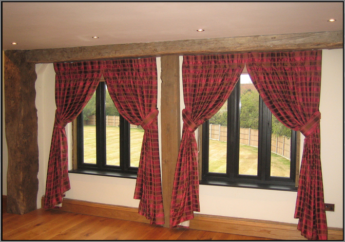  Made to Measure Curtains of Creative Curtains and Blinds 4a Brook Parade, High Road, - Photo 4 of 7