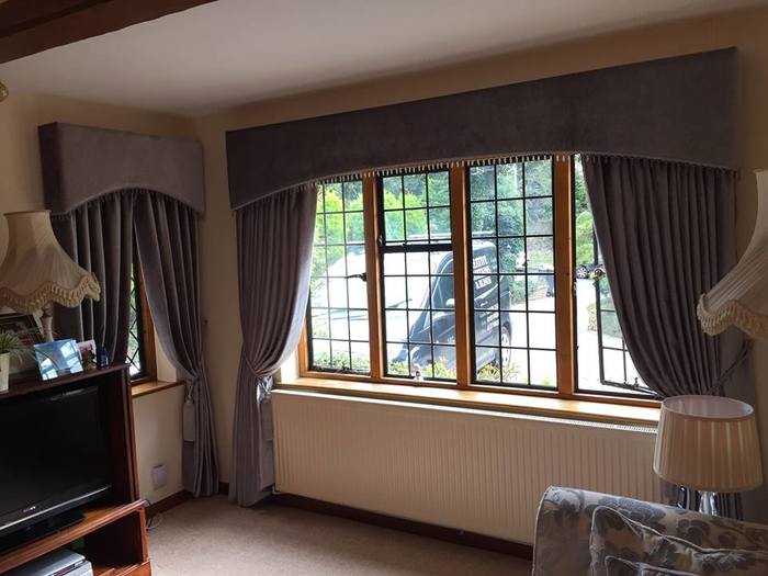  Made to Measure Curtains of Creative Curtains and Blinds 4a Brook Parade, High Road, - Photo 6 of 7